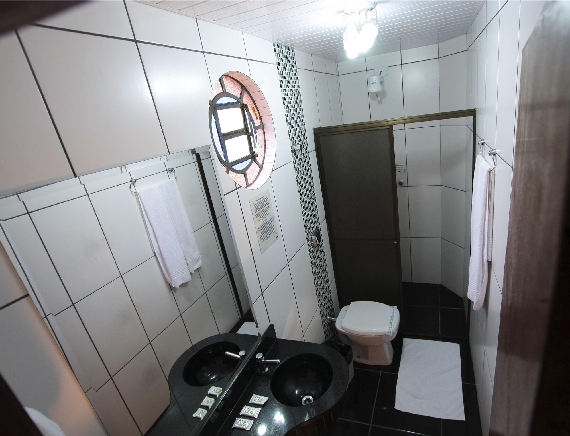 Hotel Villa Canoas Фос-ду-Игуасу Экстерьер фото