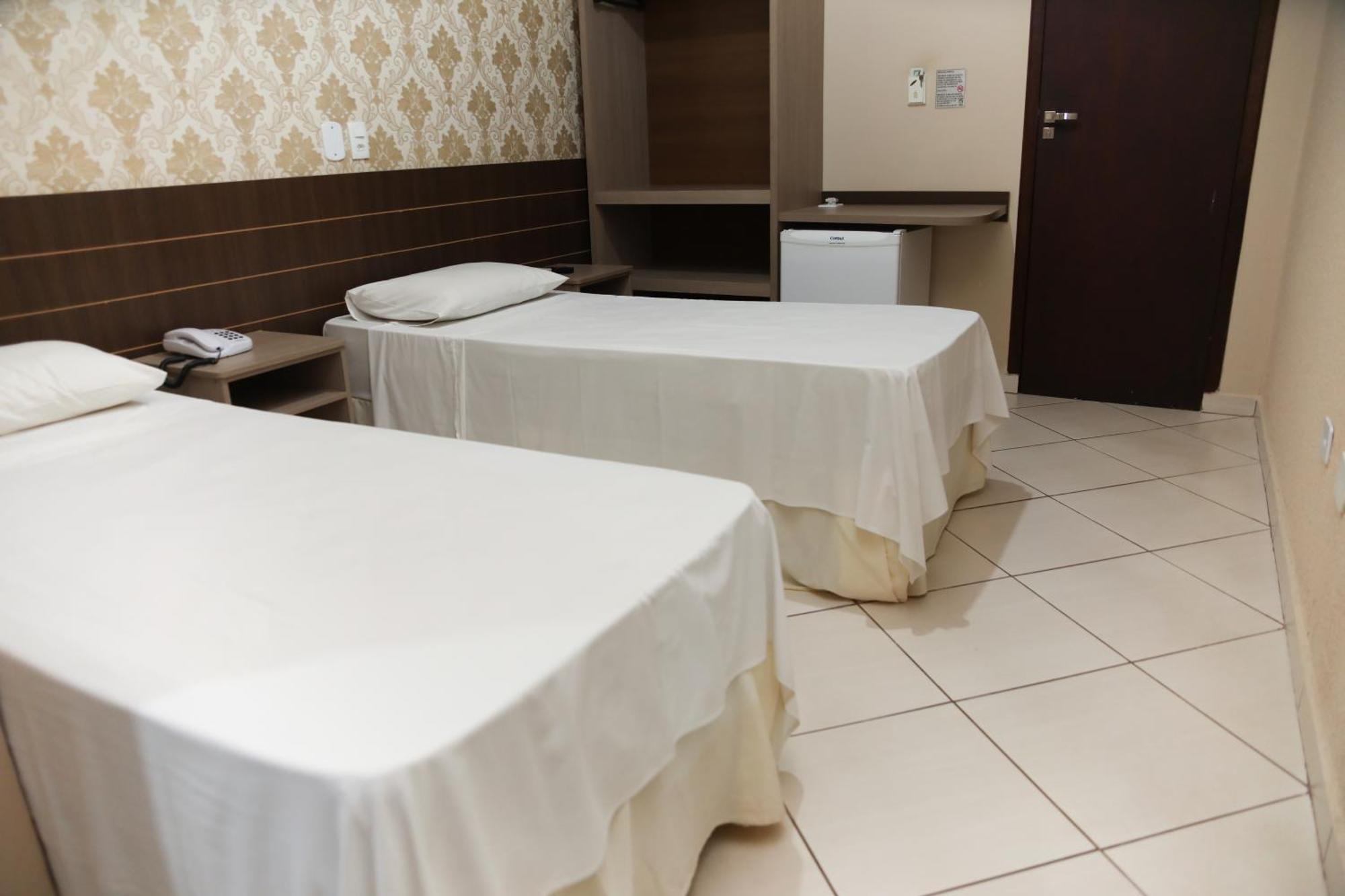Hotel Villa Canoas Фос-ду-Игуасу Экстерьер фото