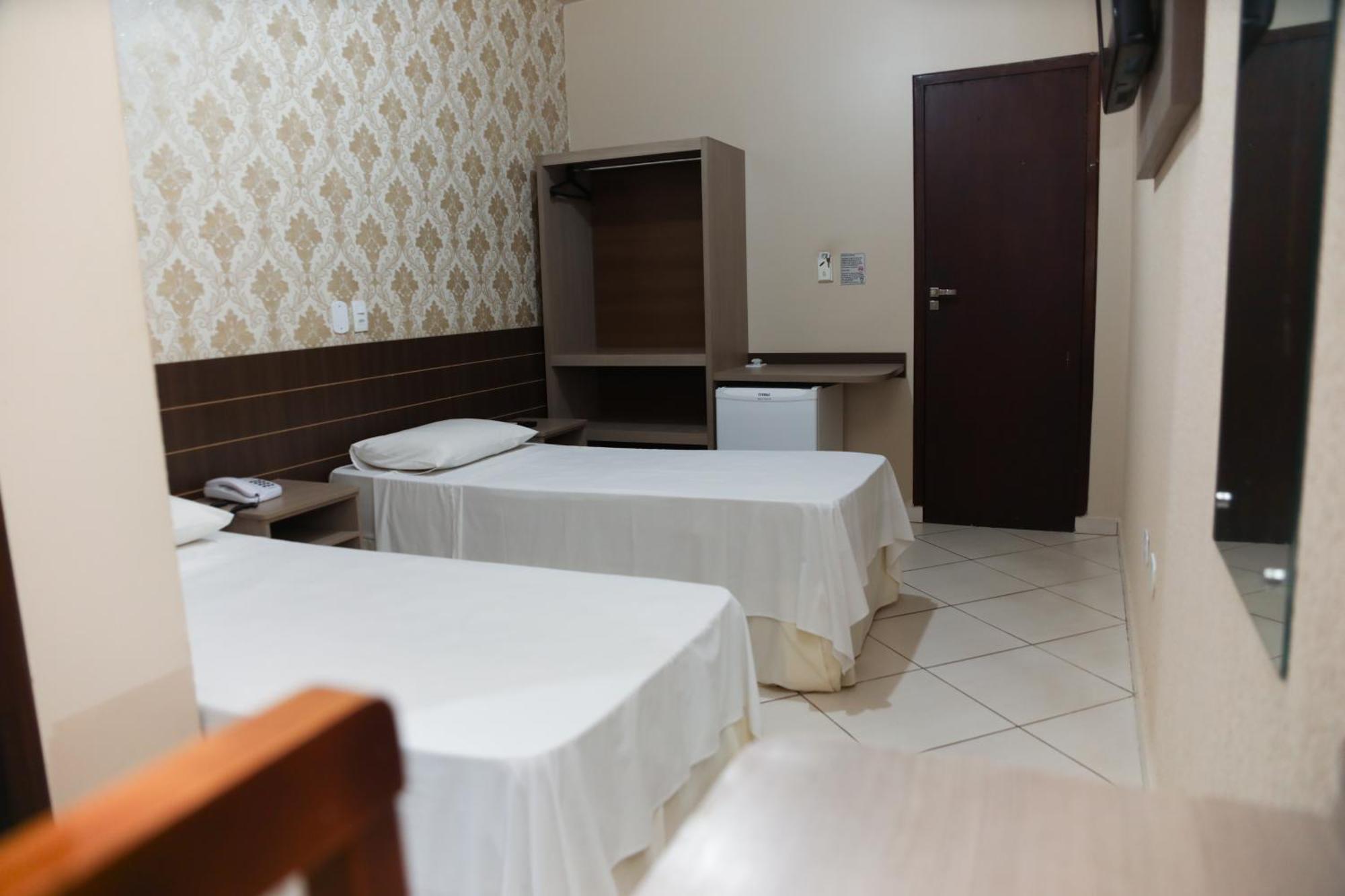 Hotel Villa Canoas Фос-ду-Игуасу Экстерьер фото