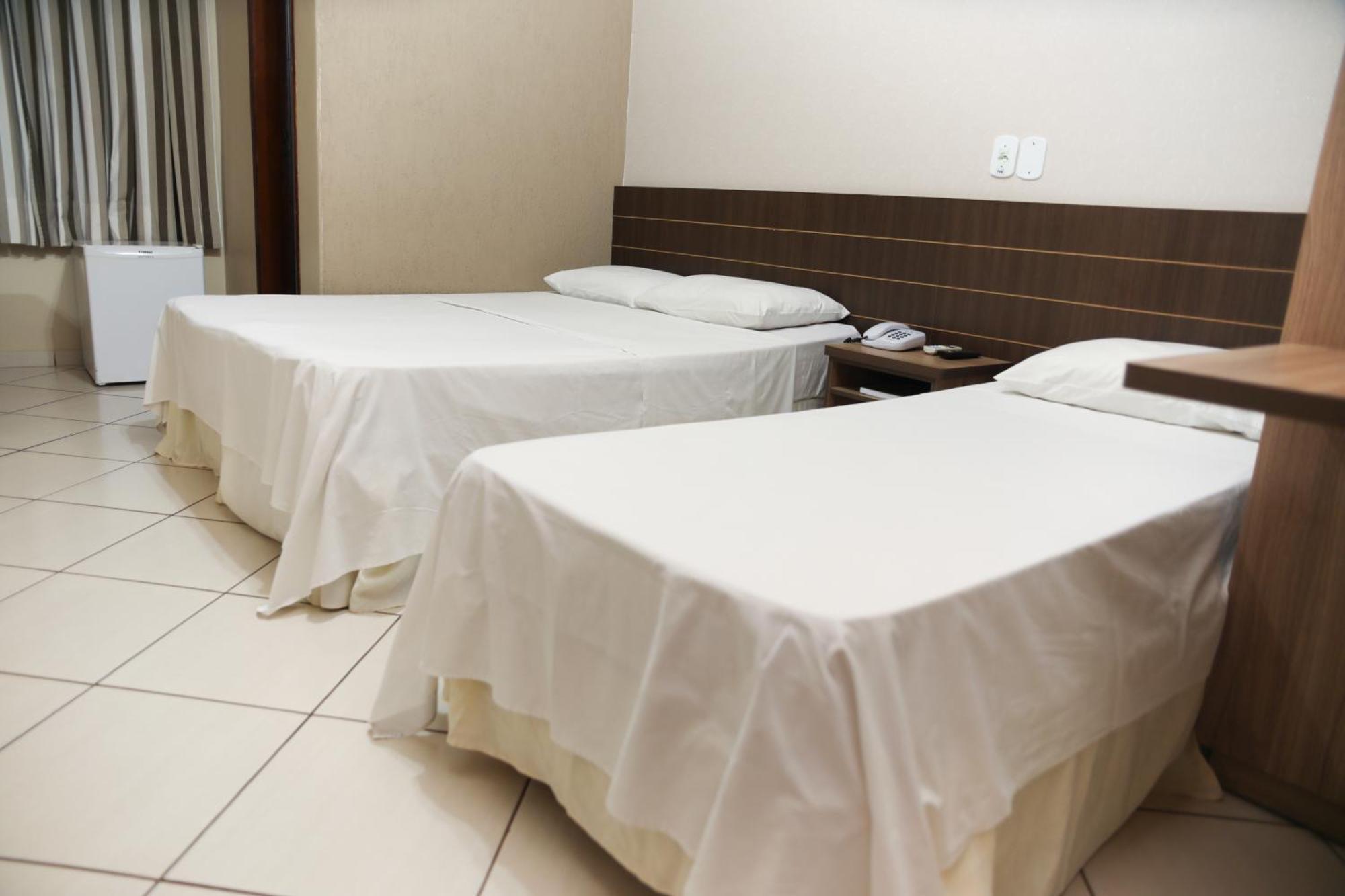 Hotel Villa Canoas Фос-ду-Игуасу Экстерьер фото